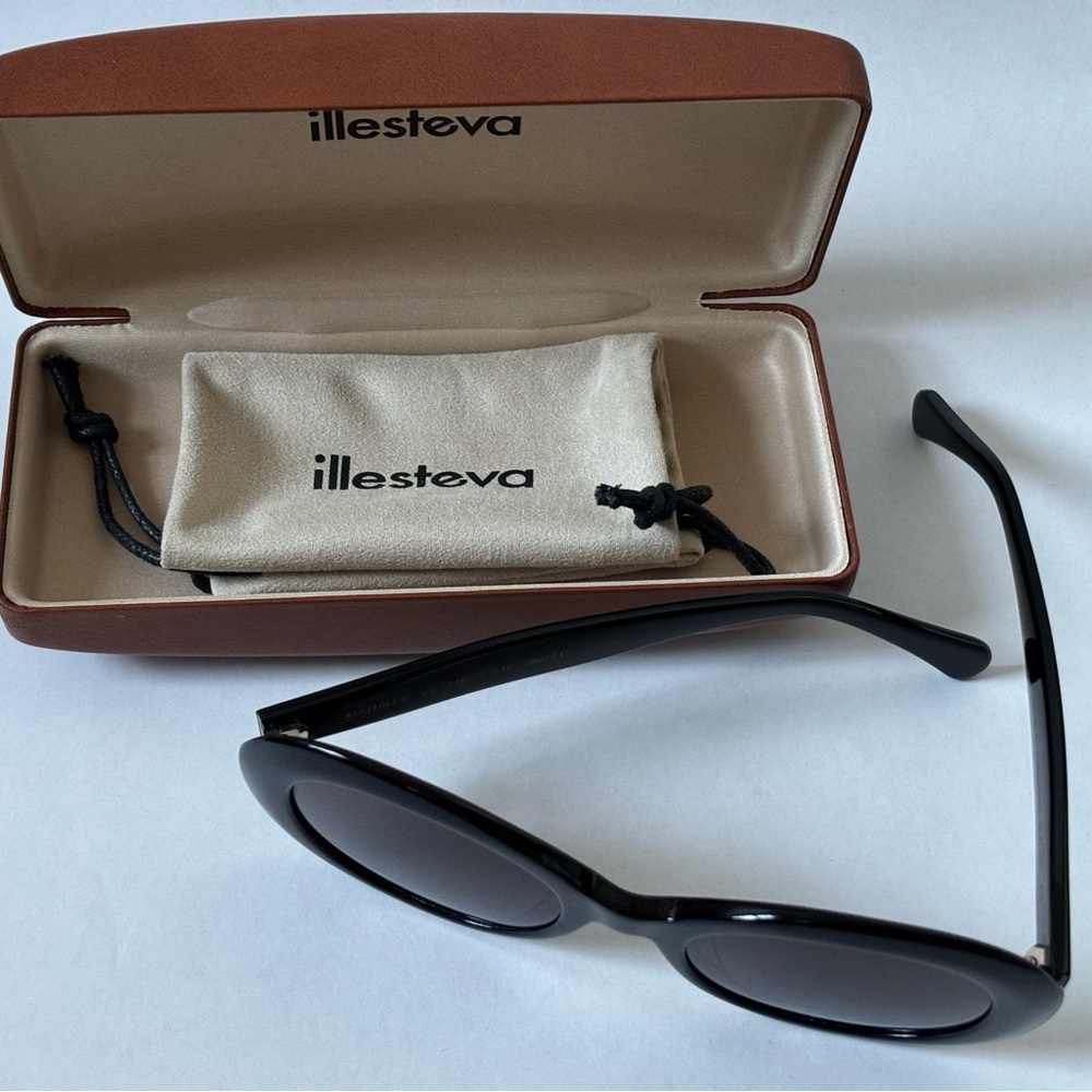 Illesteva Mathilde Sunglasses - Picture 2 of 10